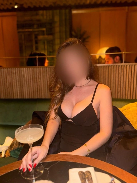 escort image