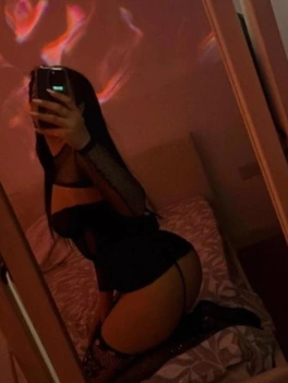 escort image