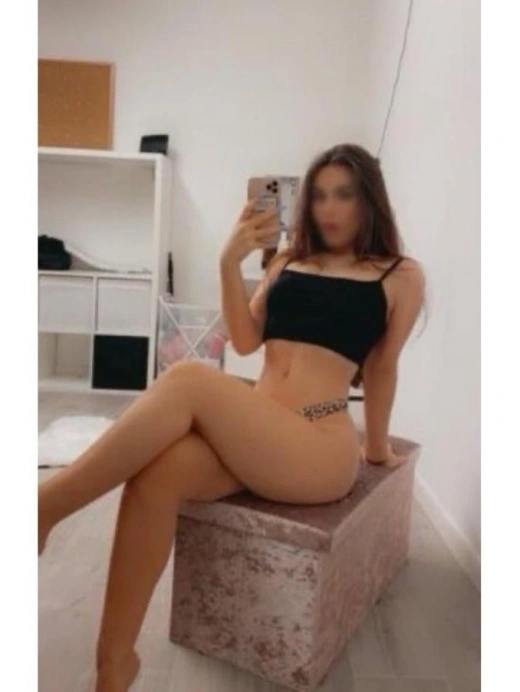 escort image