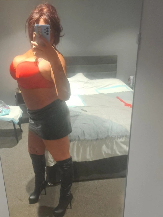 escort image