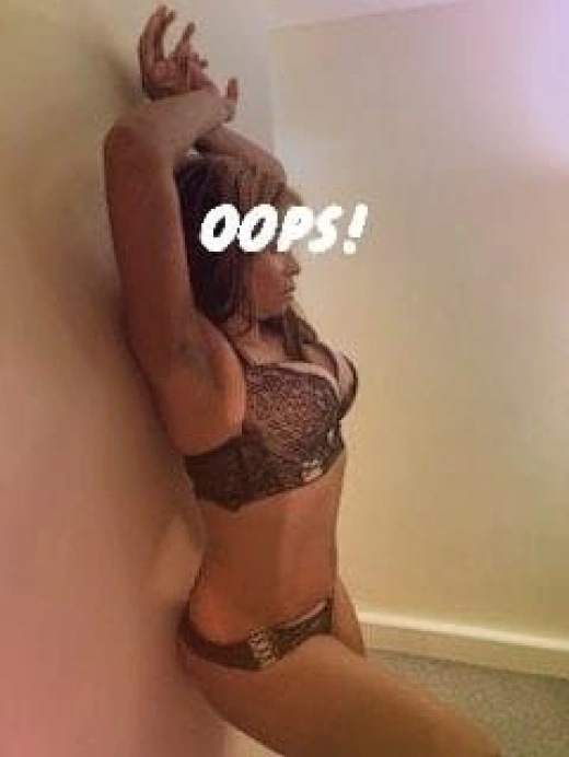escort image