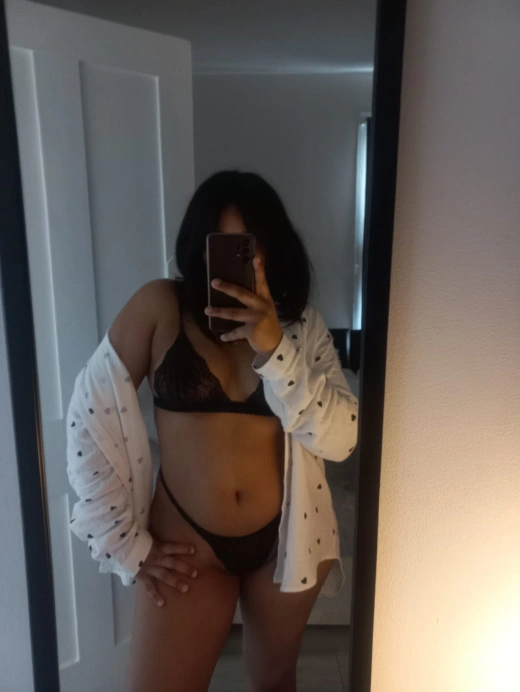 escort image