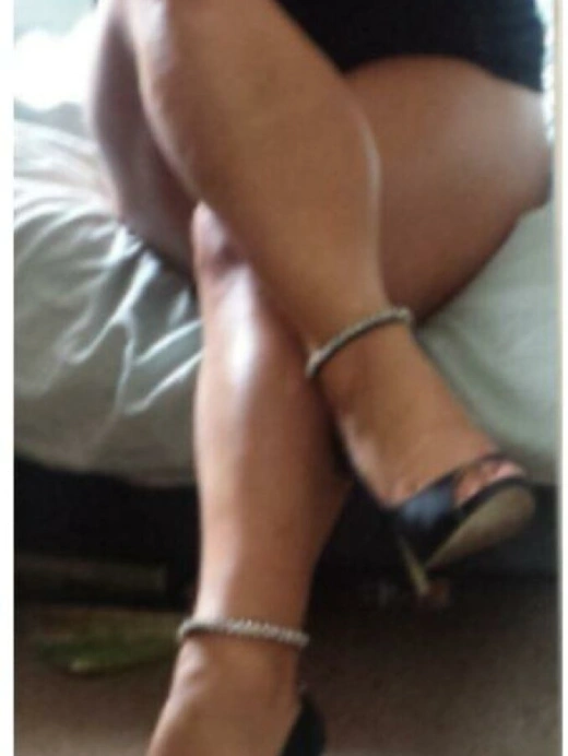 escort image