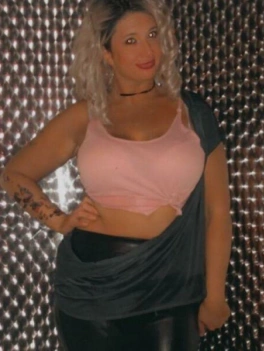 escort image