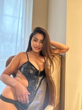 escort image