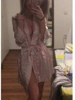 escort image