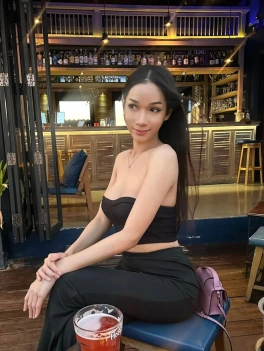 escort image