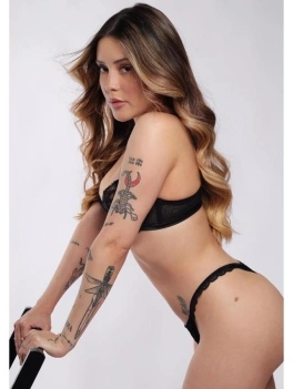 escort image