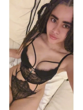 escort image