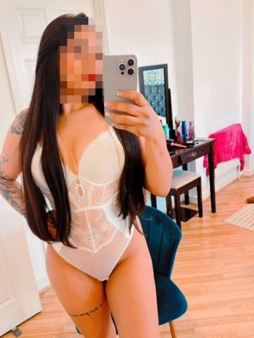 escort image