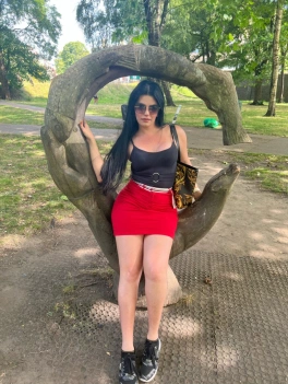 escort image
