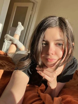 escort image