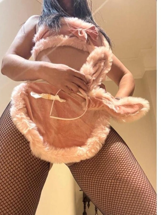 escort image