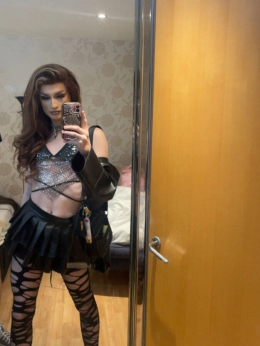 escort image