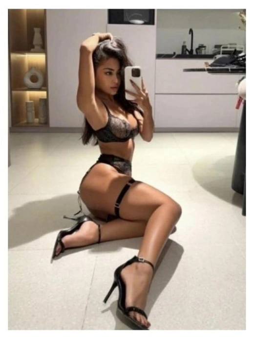 escort image