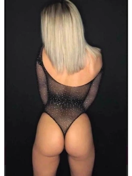 escort image