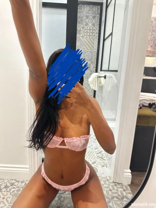 escort image