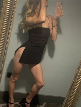 escort image