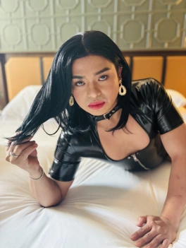escort image