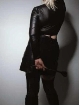 escort image