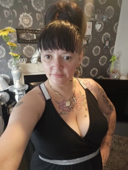 escort image