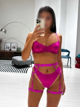 escort image