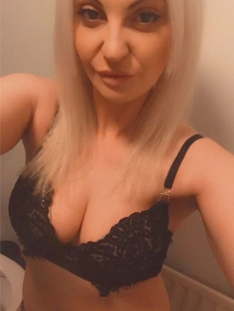escort image