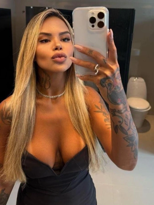 escort image