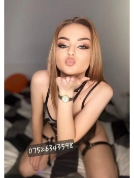 escort image