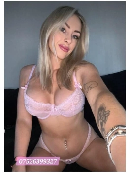 escort image