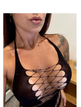 escort image