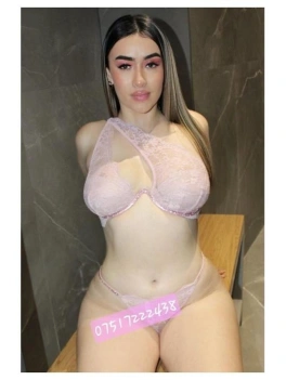 escort image