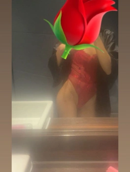 escort image