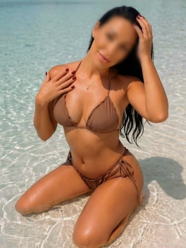 escort image