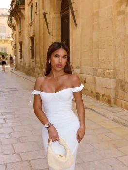 escort image