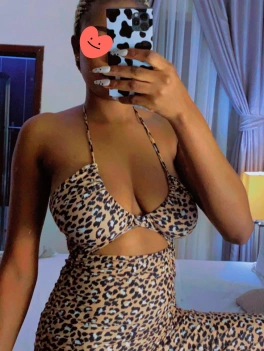 escort image