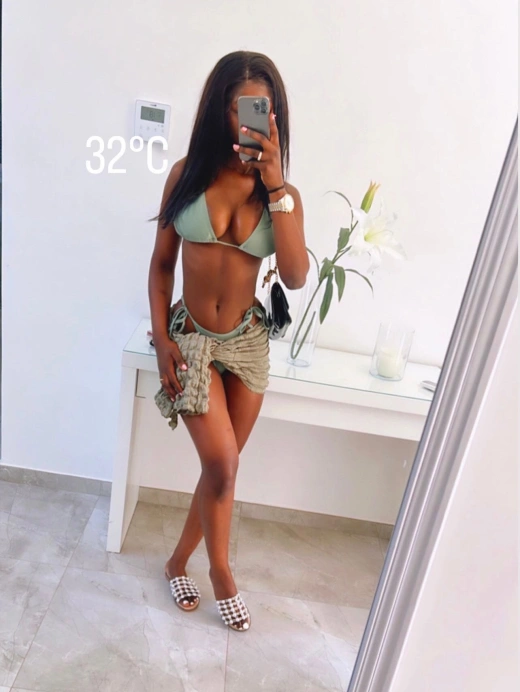 escort image