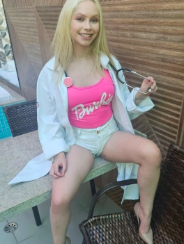 escort image