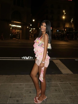 escort image