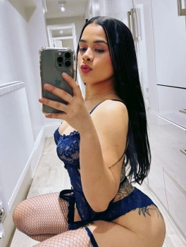 escort image