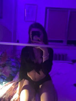 escort image