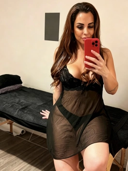 escort image