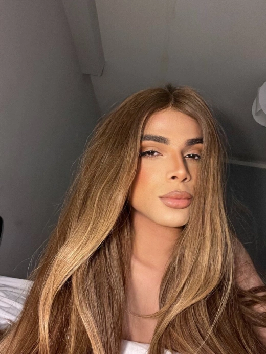 escort image