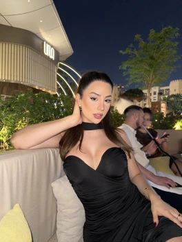 escort image