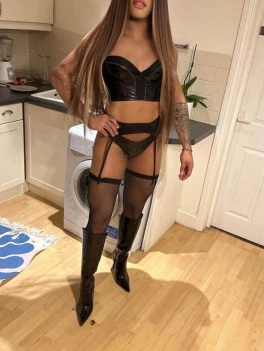 escort image