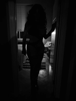 escort image