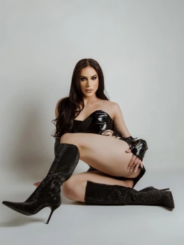 escort image