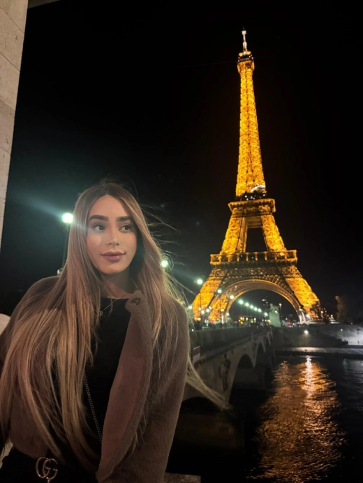 escort image
