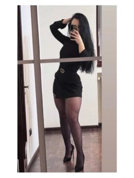 escort image