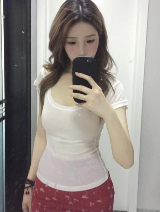 escort image